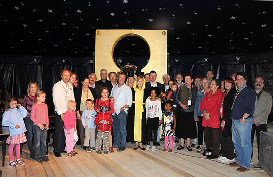 Eröffnung des Lilalu Festivals am 13.08.2010 mit vielen prominenten Gästen und natürlich Kindern (©Foto: MartiN Schmitz)
